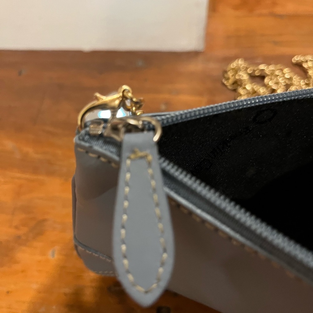 Franklin Covey blue change purse with gold chain strap, New - Picture 5 of 9